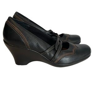 Clarks Leather Wedge Heels Womens 7.5 Black Brown Strappy Comfortable Shoes VGUC